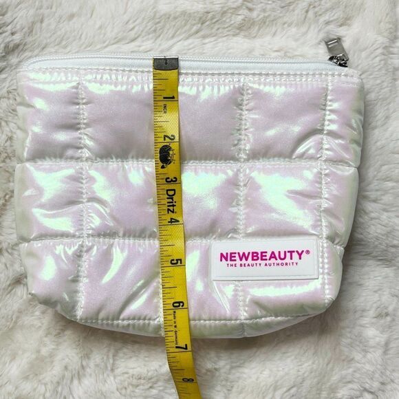 Go Dash Dot Iridescent Puffle Makeup Bag - Picture 4 of 5